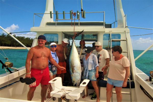 Big Game Fishing – Island Cove Mauritius